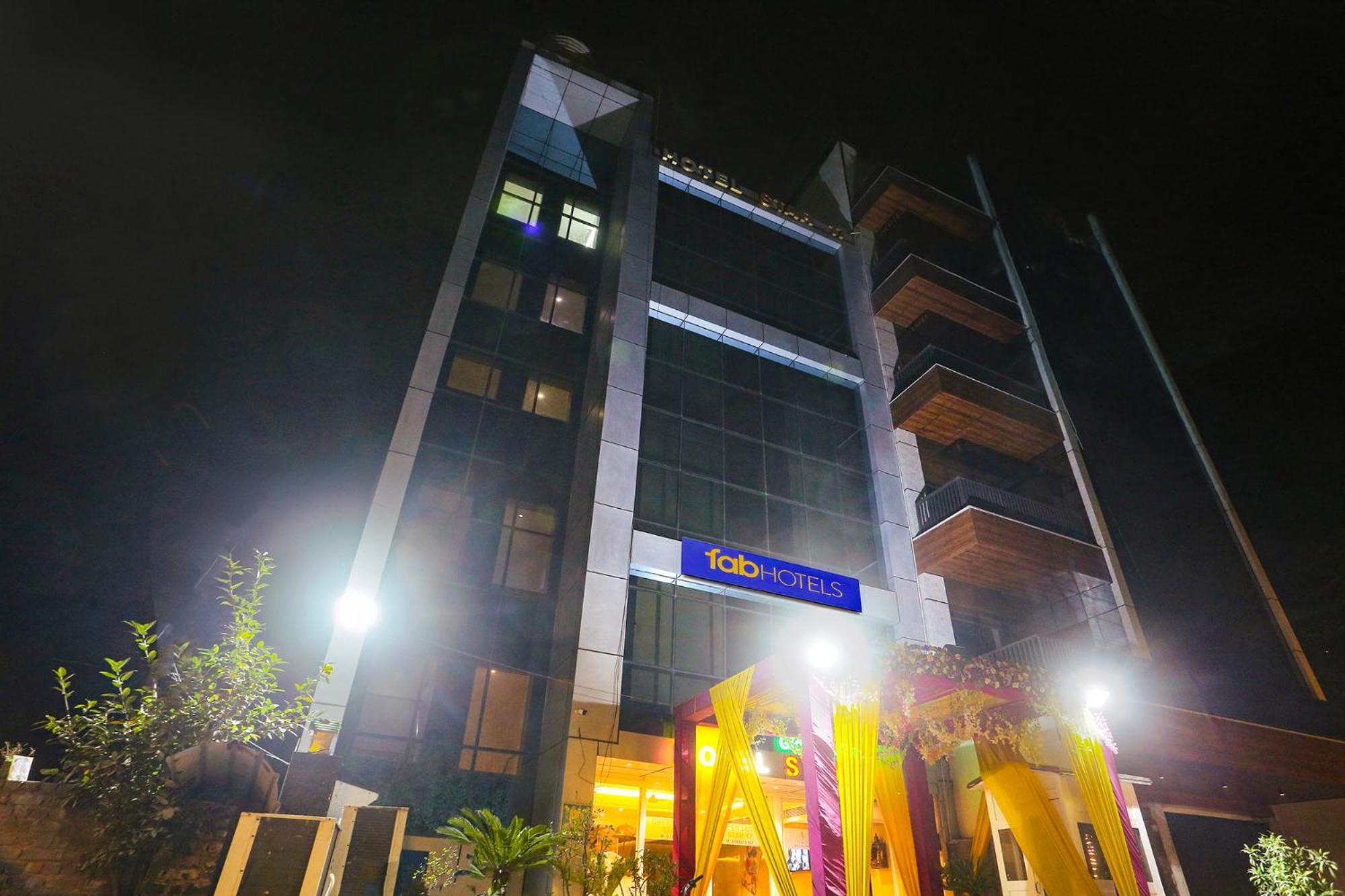 Fabhotel Prime Star 17 - Nr Yashobhoomi Convention Centre دلهي المظهر الخارجي الصورة